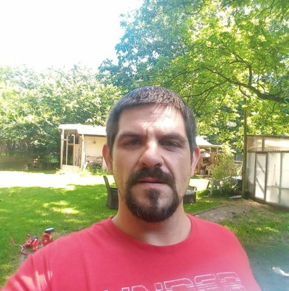 Meet your Posher, David - Picture 1 of 1